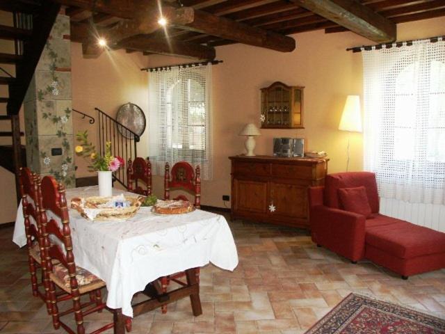 La Morosa Guest House Castel Rigone Ngoại thất bức ảnh