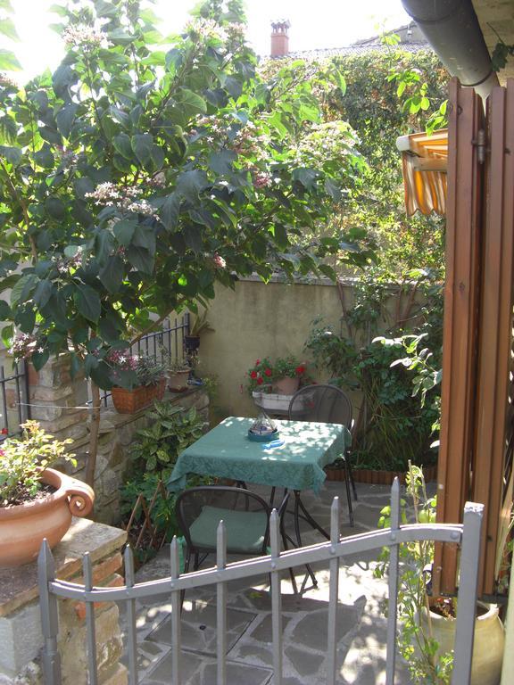 La Morosa Guest House Castel Rigone Ngoại thất bức ảnh