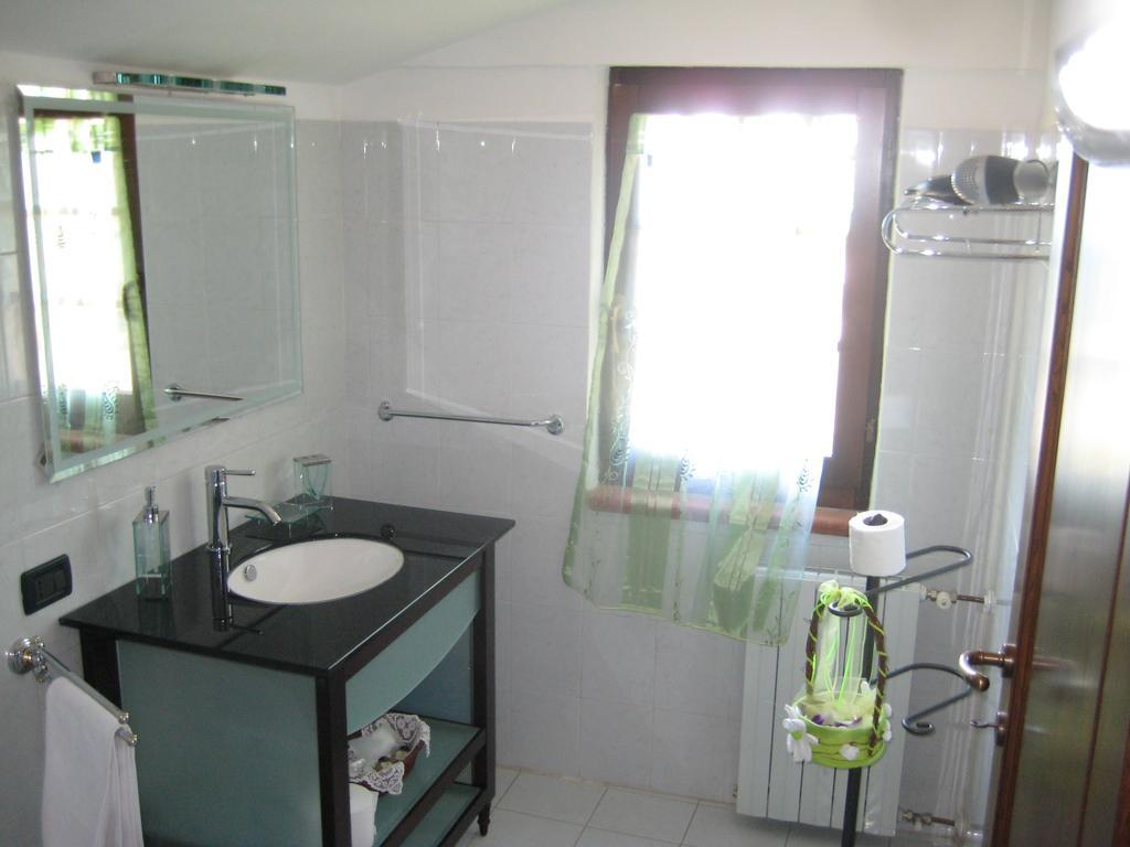La Morosa Guest House Castel Rigone Ngoại thất bức ảnh