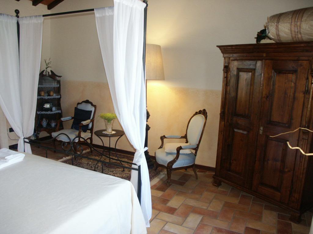 La Morosa Guest House Castel Rigone Ngoại thất bức ảnh